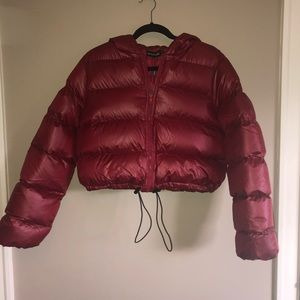 Prettylittlething red puffer